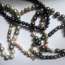 Load image into Gallery viewer, Purity Fresh water Pearls Necklace
