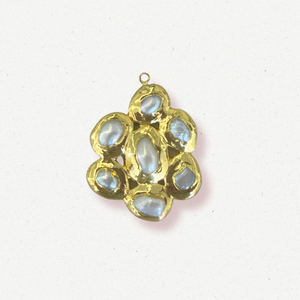 Gold Pearl Pendant